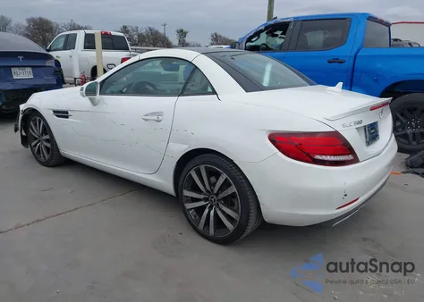 2018 Mercedes-Benz Slc 300 z USA, uszkodzony, nr VIN WDDPK3JA8JF151951